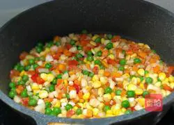 New Vegetarian-Vegetarian Five Ding Cup Recipe Illustration 8