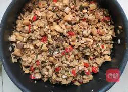 Illustration of spicy mushroom sauce 8