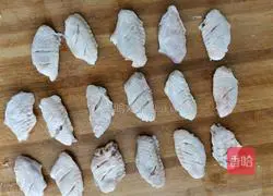 Orleans Spicy Fried Chicken Wings Recipe Illustration 1