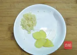 Illustration of how to make stir-fried kidneys 5