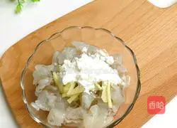 Illustration of how to make egg pancakes with meat sandwich 3