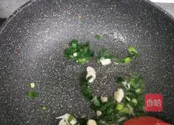 Illustration of how to make fried cabbage with bacon 11