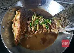 Illustration of braised fish tail 5