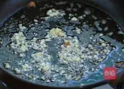 Illustration of how to make stir-fried pork slices with vegetables 5