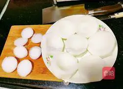 Illustration of how to welcome the new year with jade lamp 5