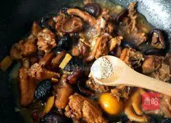 Illustration of Braised Mushroom and Chicken Nuggets 17