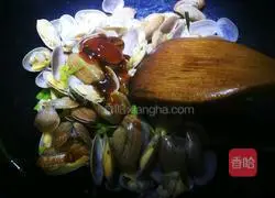 Illustration of how to make ginger and green onion shells 13