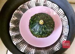 Chicken Illustration of how to make pumpkin cup 8