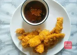 Illustration of how to make fried chicken nuggets that are crispy on the outside and tender on the inside 9