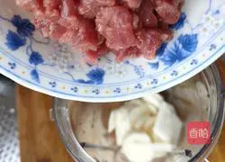 Yam beef Illustration of making intestines 5