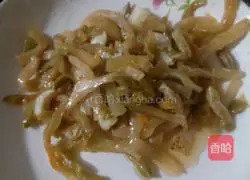 Illustration of how to make mustard scrambled eggs 2