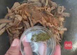 Illustration of how to make stir-fried pork with oyster mushrooms 14