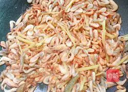 Stir-fried river shrimp Practice illustration 4