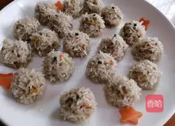 Illustration of how to make pearl meatballs 8