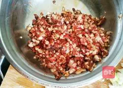 Illustration of braised lion head 2