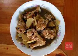 Illustration of how to cook chicken legs with potatoes 8