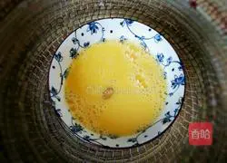 Illustration of how to make scrambled eggs with carrots 2