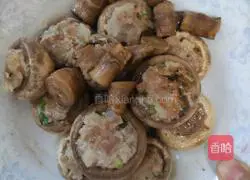 Illustration of how to make lean meat stuffed with mushrooms 6