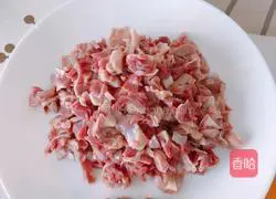 Illustration of how to make spicy chicken offal 5