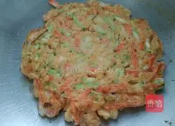 Illustration of how to make gourd pancake 3