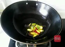 Illustration of how to cook duck gizzards with mushrooms 5