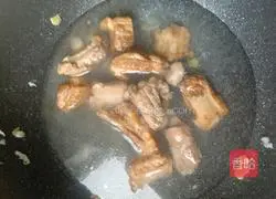 Illustration of how to make sweet and sour pork ribs 3