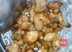 Illustration of how to make fried meat with green peppers 4