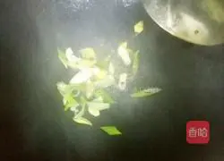 Illustration of how to make bean curd beef 8