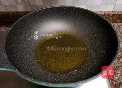 Illustration of how to make sweet and sour lotus root 6