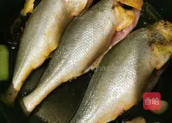 Illustration of how to make yellow croaker roasted tofu that will never be forgotten 1