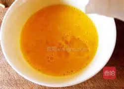  #Shaanxi# Illustration of how to make stir-fried eggs with chives 2