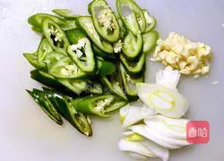 Illustration of Youxian Dried Pork Stir-fried Pork 3