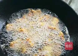 Illustration of how to make short crispy pork 4