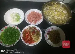 Illustration of how to make Sichuan style fried rice noodles 2
