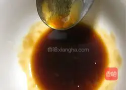 Illustration of how to make popcorn mushrooms with spring onions 3