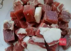 Illustration of how to make radish and beef stew 2