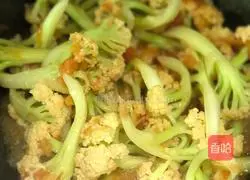 Illustration of how to make cauliflower with tomato sauce 7