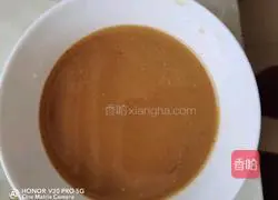 Illustration of how to make fried pork slices with lettuce 5