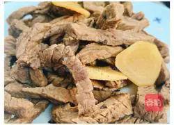 Illustration of how to make hand-shredded beef jerky 5