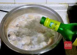 Illustration of how to make spicy chicken nuggets 3