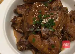 Illustration of braised chicken wings 8