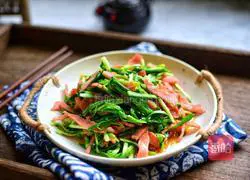 How to fry bacon with garlic sprouts Illustration 9