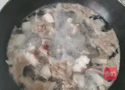 Illustration of home-cooked braised pork 1