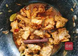 Illustration of how to cook lotus root with pork ribs 5