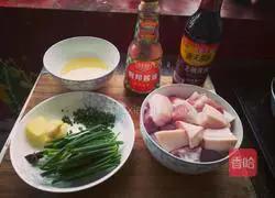 Illustration of how to make fat but not greasy braised pork 1