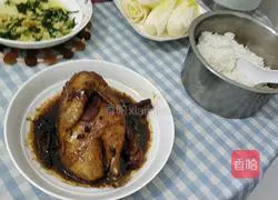 Illustration of rice cooker braised chicken 3