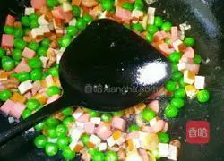 Illustration of how to make fried peas and dried beans 9