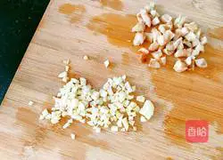 Illustration of how to make steamed beef tendons with mushrooms 9