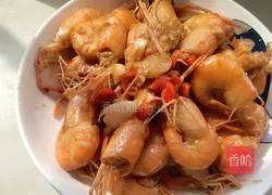 Illustration of braised white-legged shrimp in oil 11