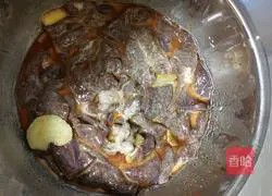 Illustration of home-style fried pork liver 3